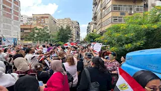 بالزغاريد والأعلام.. مدارس مطرانية بورسعيد تشارك بانتخابات الشيوخ (فيديو وصور)