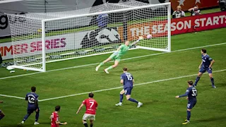 إيفرتون يتعادل مع مانشستر يونايتد وديًا