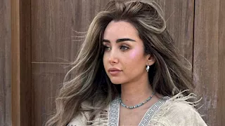 "فتاة الصيف إلى الأبد".. هنا الزاهد تستمتع بإجازتها والجمهور يعلق (صور) 