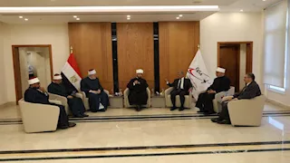 مفتي الجمهورية يطالب بتضمين "فقه الفضاء" في مناهج الشريعة ومقررات التدريب