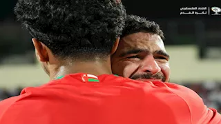  حامد حمدان يعلن نجاة عائلته بعد استهداف منزلهم بالقصف في غزة