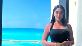 بالصور.. جلسة تصوير جريئة لـ سارة سلامة أمام البحر والجمهور يعلق