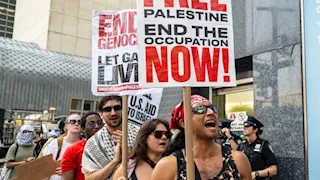 نيويورك تايمز: وعد الاعتراف بدولة فلسطينية فارغ ومتأخر جدًا