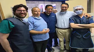 فريق طبي بطب القاهرة يجري أول تدخل من نوعه لتغيير الصمام الأورطي باستخدام تقنية القسطرة TAVI