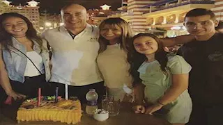 "9 أشقاء".. 25 صورة وأبرز المعلومات عن عائلة حسام حسن