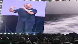 العلمين الجديدة.. الجمهور يغني "قولوله سماح" و"تيجي نتراهن".. وتامر عاشور: إيه الجمال ده 