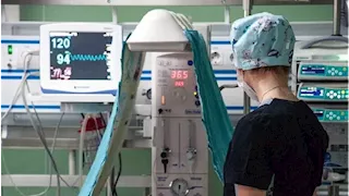 دمعة واحدة غيرت مصيرها.. امرأة تنجو بأعضائها في اللحظة الأخيرة