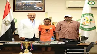 بعد صورته الشهيرة.. أول تعليق من ناشئ البنك الأهلي على قرارات النادي (خاص)