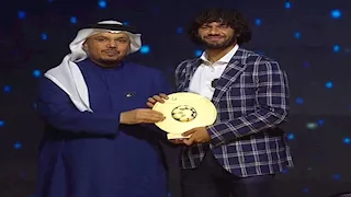 النني يحصد جائزة الأفضل في الدوري الإماراتي