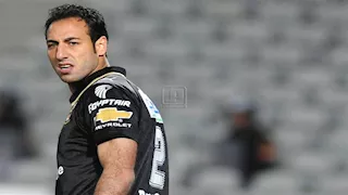 "تعملي سحر من زميلي".. حارس مرمى الأهلي السابق يفجر مفاجآت عن المنافسة بين اللاعبين