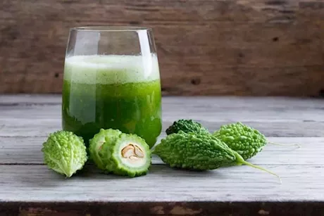 هل يعالج عصير القرع المر ديدان البطن لدى الأطفال؟