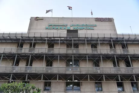 زيارة مفاجئة- وزير الصحة يتفقد مستشفى الهرم التخصصي