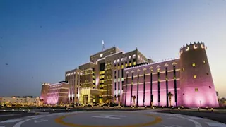 قرار مهم من الداخلية القطرية بشأن سكان محيط السفارة الأمريكية.. ما السبب؟