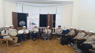 "الوافدين" تحتفل بالمولد النبوي الشريف في نادي الطلاب