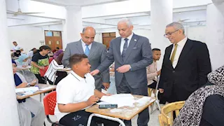 1903 طلاب يخوضون امتحانات المعادلة بتجارة جامعة أسيوط 