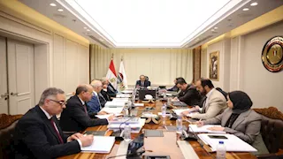وزير قطاع الأعمال يعقد اجتماعًا موسعًا مع الرؤساء التنفيذيين للشركات القابضة