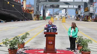 وزير النقل: مصر تدعو الشركات الأمريكية للاستثمار في الموانئ وتطوير الأسطول التجاري-صور