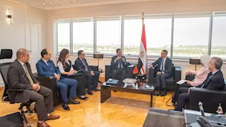 "الخطيب" يستقبل المكلّف بالتجارة الخارجية المغربي لبحث التعاون المشترك 