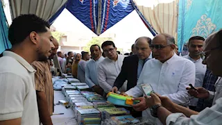 بتخفيضات 30%.. محافظ المنيا يفتتح معرض "أهلاً مدارس" بقرية قلندول (صور)