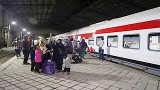 محافظ أسوان: 12 ألفا و470 سودانيا غادروا مصر إلى وطنهم