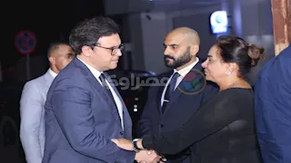 وزير الثقافة والمخرج خالد جلال يقدمان واجب العزاء في أرملة سيد مكاوي