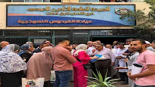 محافظ الدقهلية يفاجئ العاملين بعيادة الفردوس للتأمين الصحي -صور