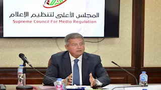 الأعلى للإعلام يحفظ شكاوى متبادلة بين أبو المعاطي زكي وخالد الغندور 