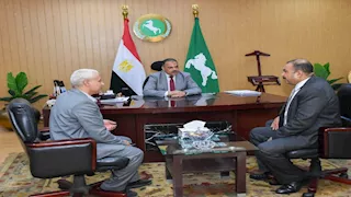 محافظ الشرقية يلتقي مدير مديرية الإصلاح الزراعي الجديد 