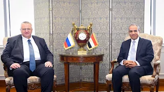 عبد العاطي: حريصون على تفعيل العمل بالمشروعات المشتركة مع روسيا