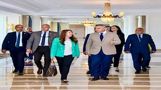 بعد بورسعيد.. ماذا تفعل السفيرة الأمريكية في الإسكندرية؟ -صور