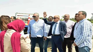 محافظ الأقصر يوجه برفع كفاءة الطرق والخدمات السياحية (صور)