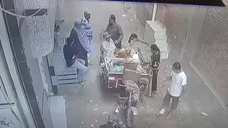 القبض على جميع أطراف "واقعة خبز الجاز".. والمتهم يمثل فعلته في الشرقية