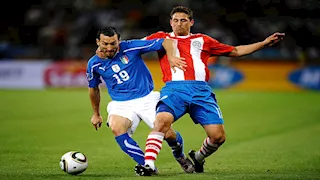 بينهم نجما الأهلي وبرشلونة.. لاعبون أصيبوا بأمراض خطيرة