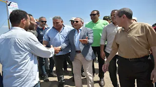 وسط فرحة الفلاحين.. محافظ بورسعيد يشهد موسم حصاد الأرز -صور