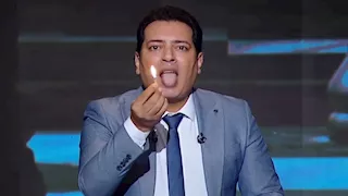 إعلامي يشعل النار في لسانه على الهواء ليكشف زيف خرافة "البشعة"
