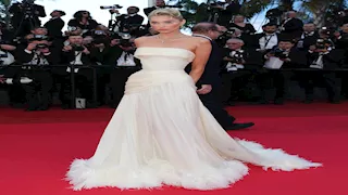 جمالها سر تألقها.. من هي إلسا هوسك التي خطفت الأنظار في أسبوع الموضة؟