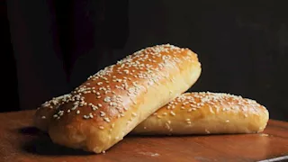 من فيينا إلى الإسكندرية.. "ملك السندوتشات" حكاية الخبز الأكثر شعبية فى مصر