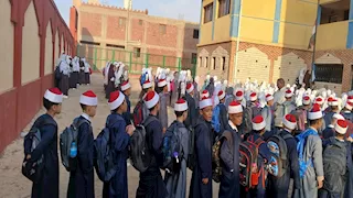 "العمة والجلباب والحجاب".. مشاهد مبهجة لطلاب المعاهد الأزهرية بالمنيا- صور