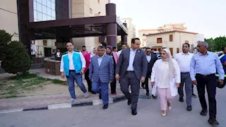 رئيس الرعاية يتفقد جاهزية مستشفيات المنيا للتأمين الصحي الشامل (صور)