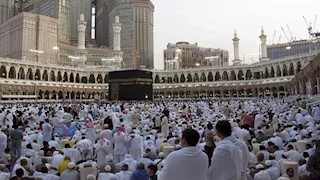 توجيه مهم من "السياحة" بشأن الحج البري 2026- المسارات والاشتراطات الطبية