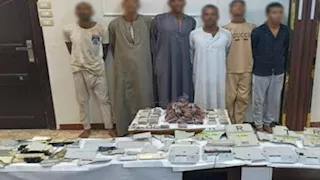  سقوط عصابة تسرق صناديق إشارات السكة الحديد في قنا