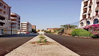 بالصور- رفع كفاءة المسطحات الخضراء والميادين بمدينة الأقصر