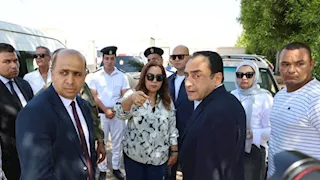 وزيرة التنمية المحلية توجه برفع كفاءة الحملة الميكانيكية بمدينة