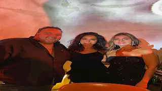 شيكو ينشر صورة مع نسرين أمين ويعلق: "بفلوسي ما أنا البلبوصي"