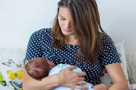 للأمهات المرضعات.. تناول هذا المشروب لزيادة إنتاج الحليب