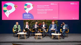 مصر تعرض مقوماتها السياحية في المعرض الدولي بباريس| صور