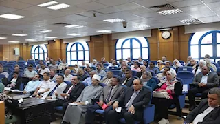 المنيا تتصدى للقمامة على الطرق.. 5 آلاف جنيه غرامة ومحضر في القسم