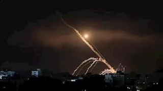 صفارة الإنذار تدوي في تل أبيب ووسط إسرائيل 