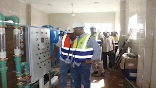 فوسفات مصر تفتتح بئرا جوفيا ومحطة تحلية مياه لدعم مواقع الشركة بأسوان 