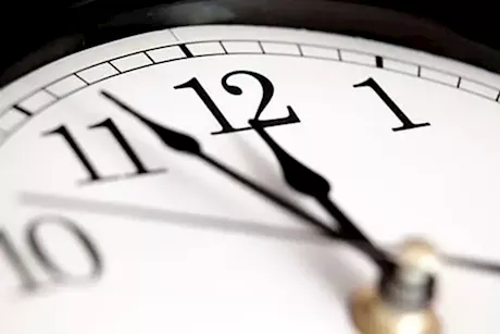   أستاذ طب نفسي: الخلايا العصبية مسؤولة عن عمل الساعة البيولوجية